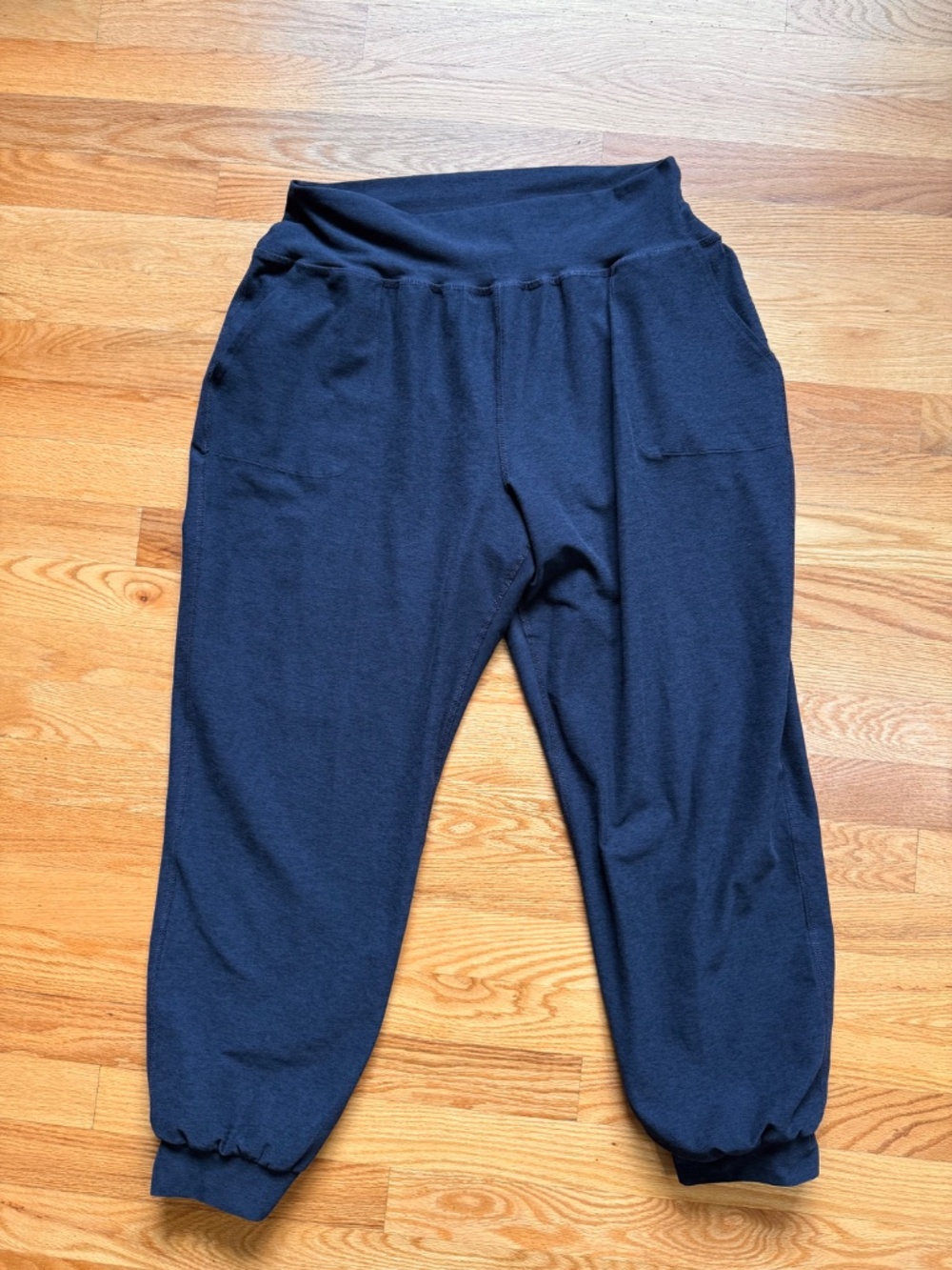 Beyond Yoga | Plus Size Spacedye Midi Joggers | Navy Blue Heather | 1X